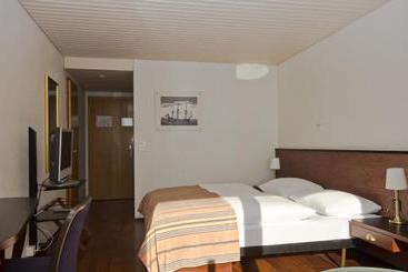 Paradieshotel Rotschuo