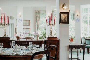 ホテル Cashel House