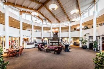 בית מלון כפרי Golf Amsterdam Purmerend