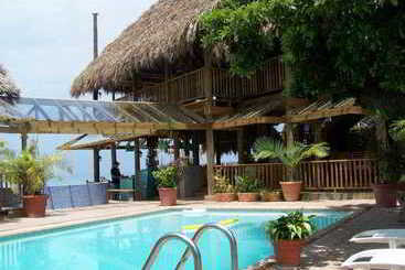 استراحتگاه Yard Beach House