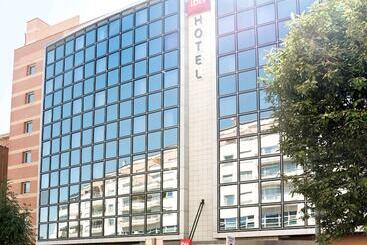 فندق Ibis Issy Les Moulineaux  Val De Seine