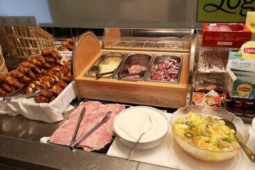 فندق Logis Hôtel   Le Relais Du Parisis