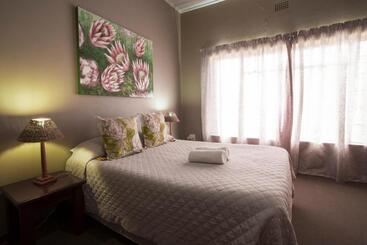 Merry Pebbles Resort