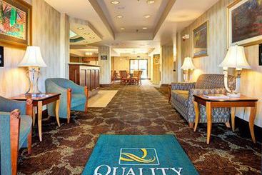 هتل Wyndham Garden Greenville Airport