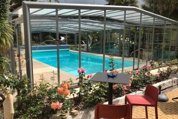 ホテル Hôtel Aigue Marine