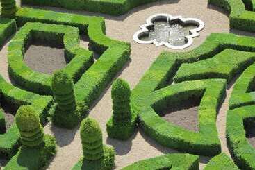 בית מלון כפרי The Originals City, Hôtel Nevers Centre Gare