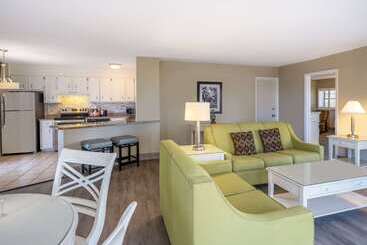 The Sandbar Hotel, Trademark Collection By Wyndham