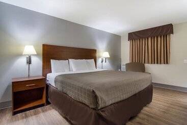 فندق على الطريق The Townhouse Inn