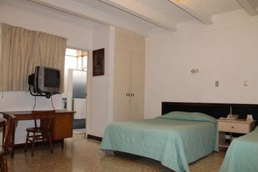 Aparthotel Los Yoses Suites
