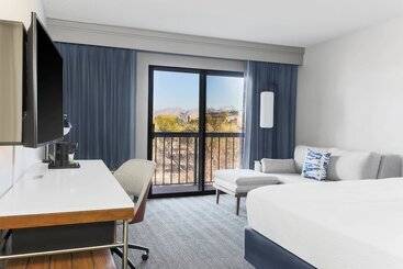 هتل Courtyard Tucson Airport
