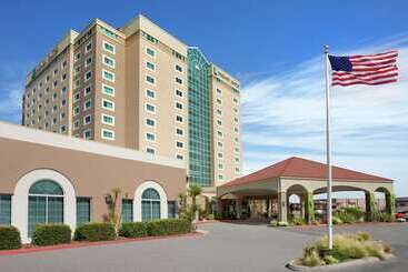 فندق Embassy Suites By Hilton Monterey Bay Seaside
