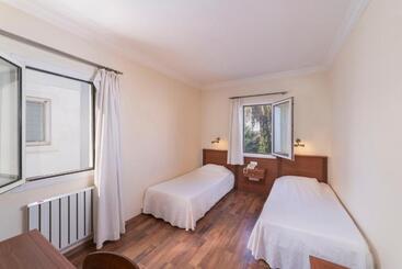 فندق Seckin Konaklar