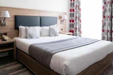 فندق Adonis Cannes Hôtel Thomas