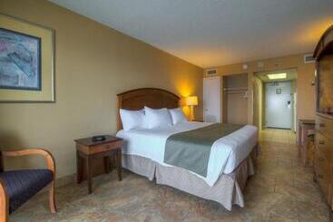 Ocean Drive Beach & Golf Resort