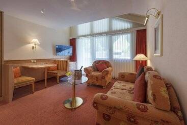 فندق Alpenresort Eienwäldli Engelberg