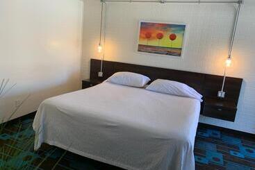 The Sands Motel