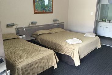 Banksia Motel