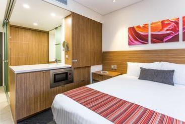 هتل آپارتمان Country Comfort Perth