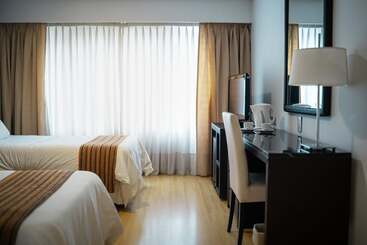 ホテル Amerian Cordoba Park