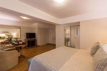 ホテル Solans Libertador