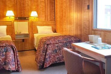Keystone Hotel