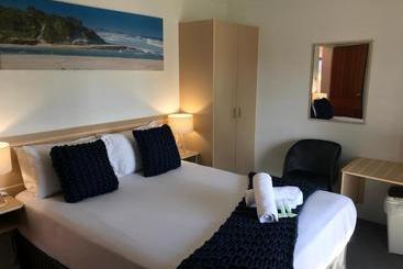 Ocean Breeze Motel