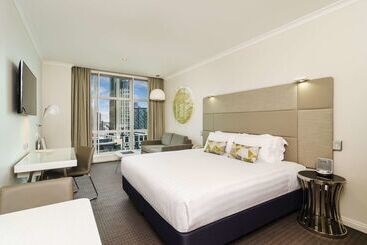 فندق Clarion Suites Gateway