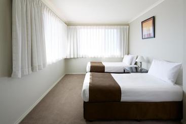 فندق Pinnacle Apartments