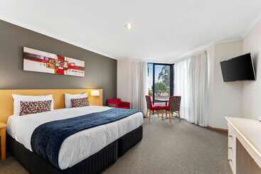בית מלון כפרי Quality Inn & Suites Traralgon