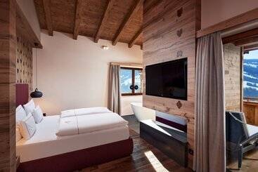 فندق Der Böglerhof   Pure Nature Spa Resort