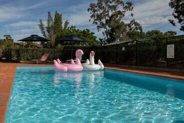 هتل Rydges Bankstown