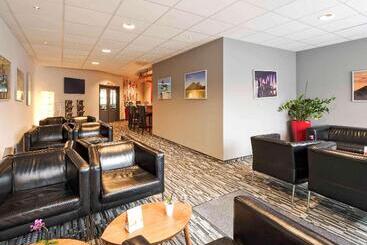 בית מלון כפרי Ibis Brussels Waterloo