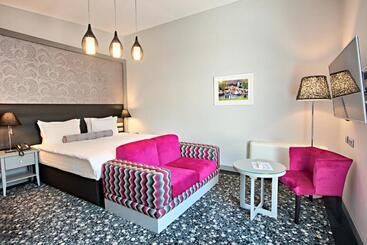 فندق Central Sarajevo