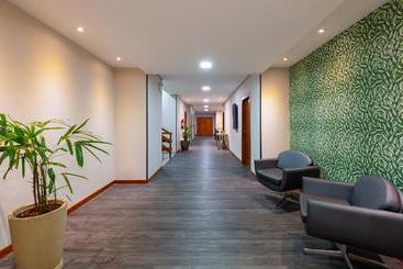 هتل آپارتمان Mercure Florianopolis Centro