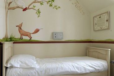 هتل Calcot  & Spa