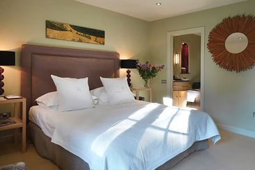 בית מלון כפרי Calcot  & Spa