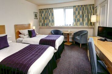 בית מלון כפרי Best Western Frodsham Forest Hills