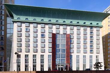 酒店 Canary Riverside Plaza