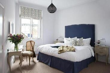 호텔 Rooms By Bistrot Pierre At The Crescent Inn