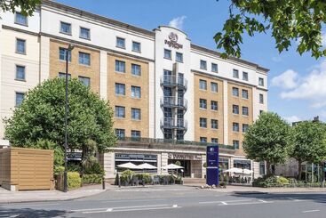 בית מלון כפרי Doubletree By Hilton London Angel Kings Cross