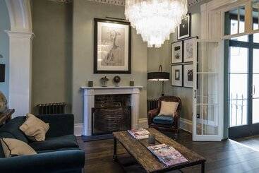 هتل No38 The Park