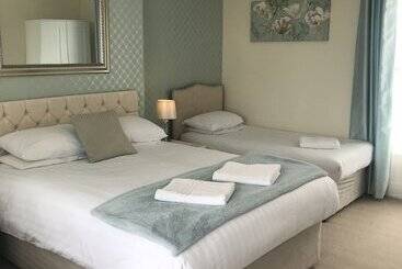 アパートホテル Rooms At The Highcliffe