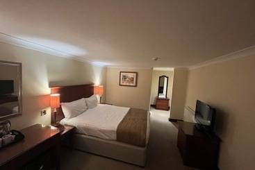 Отель Macdonald Tickled Trout