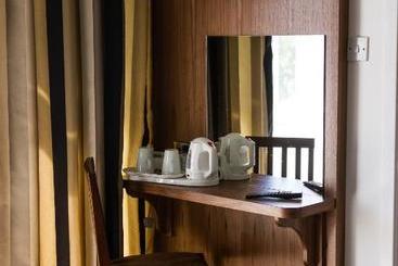 בית מלון כפרי The Strathearn