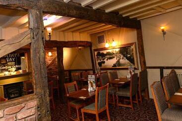 The Vine Hotel By Thegreatvine Ltd