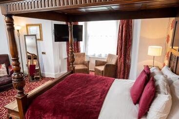 Rising Sun Hotel By Greene King Inns