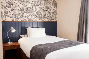 Swan Hotel By Greene King Inns