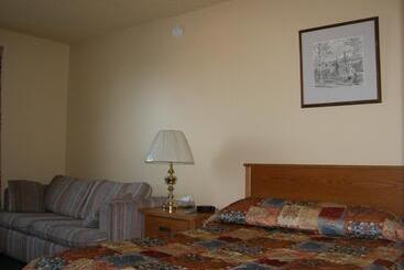 فندق Discovery Inn