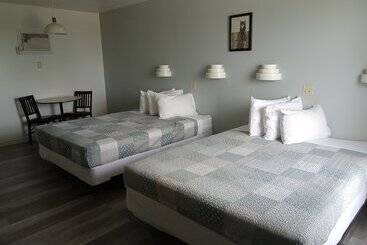 فندق على الطريق Cardston Inn