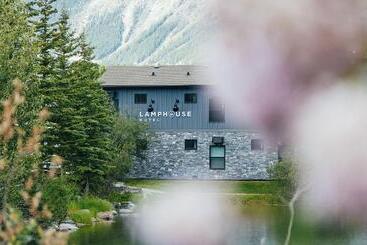 فندق على الطريق Lamphouse By Basecamp